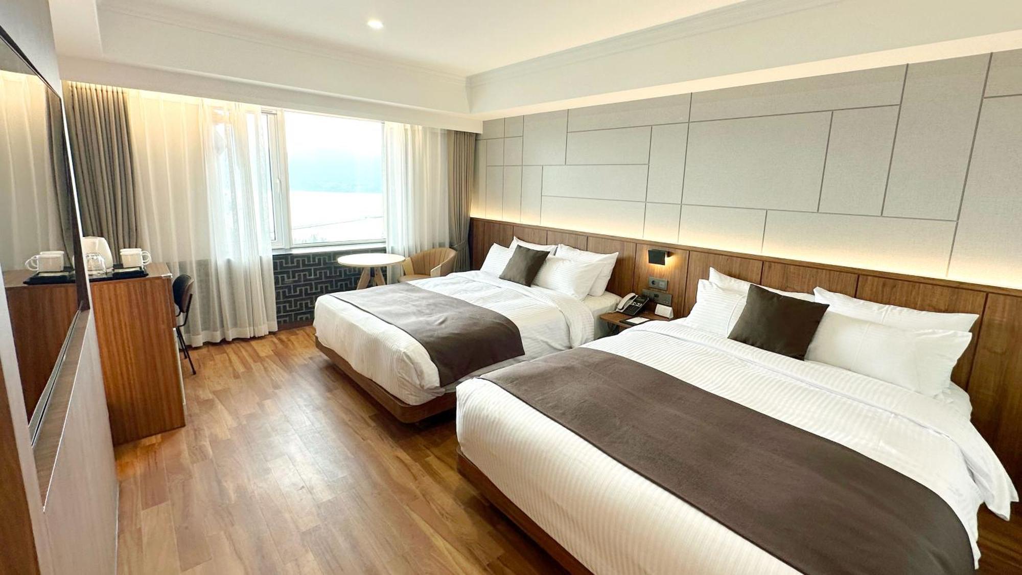 Commodore Hotel Gyeongju Exterior photo